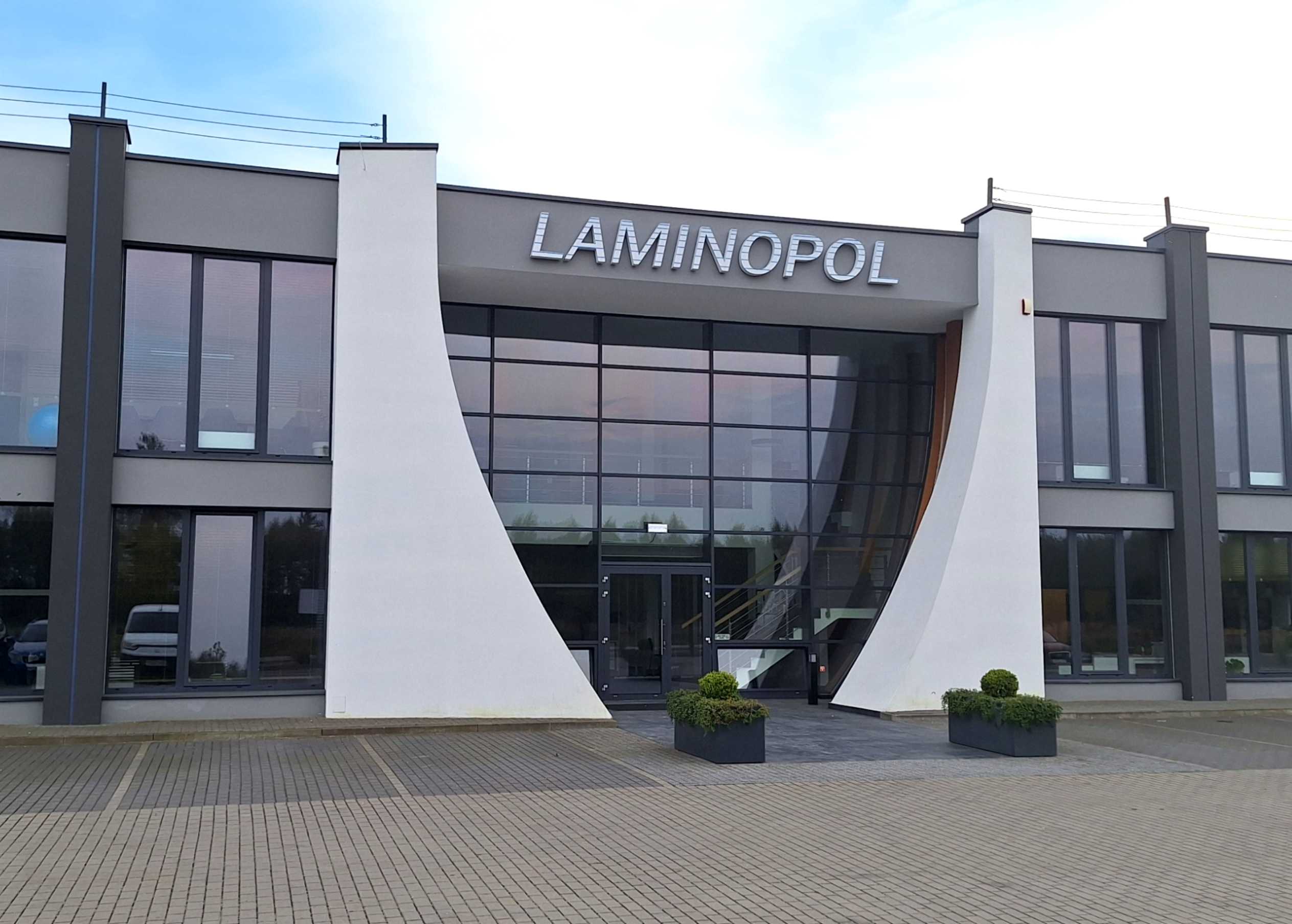 Redzikowo SSE – LAMINOPOL 02